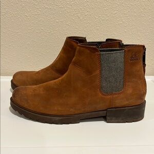 Sorel Women’s Brown Chelsea Boots